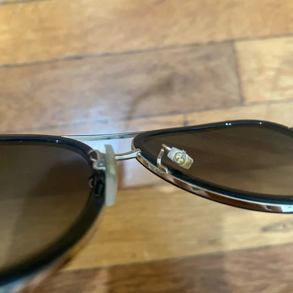Gucci Aviator Sunglasses GG0062S - Picture 10 of 11